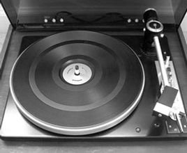 ELAC Miracord 620