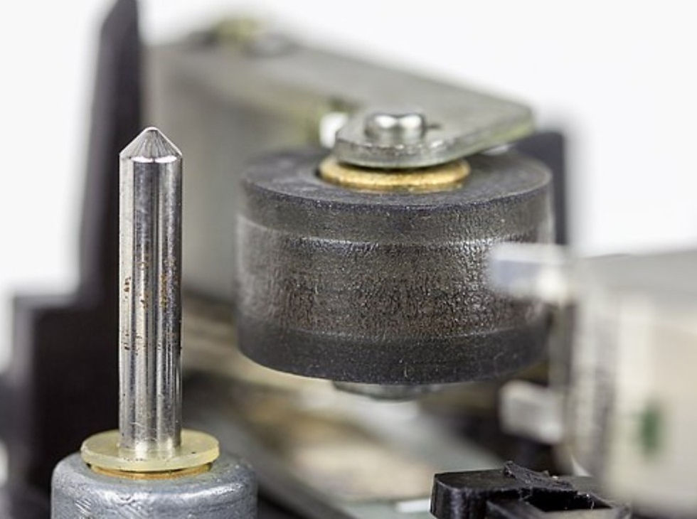 Reel-to-reel transport