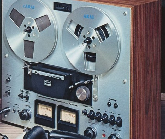 Akai GX 230D