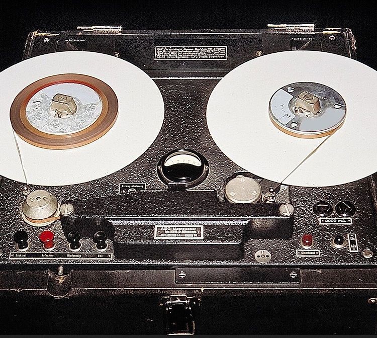 AEG/Telefunken Magnetophon K4