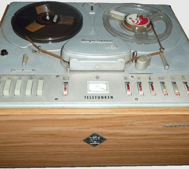 AEG/Telefunken Magnetophon M24