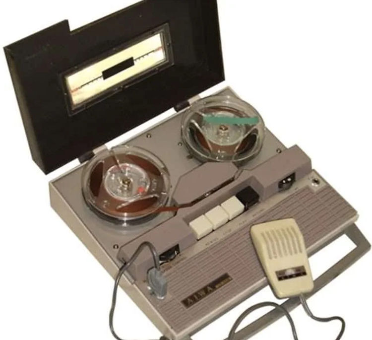 Aiwa TP-50R