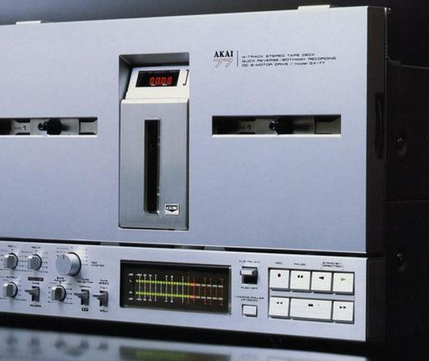 Akai GX 77