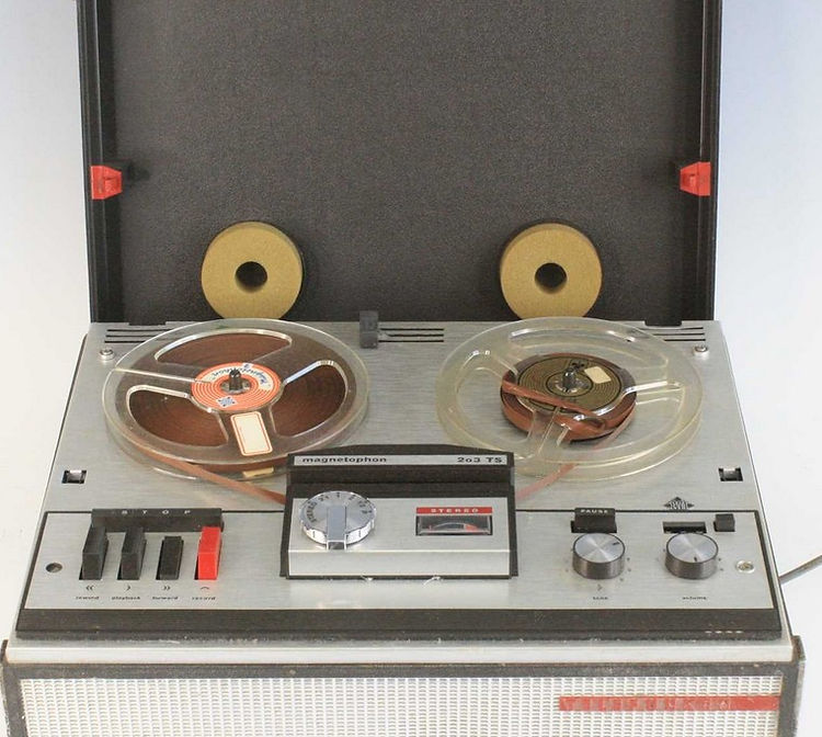 AEG/Telefunken Magnetophon M203