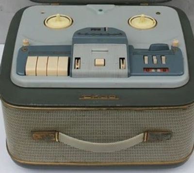 Grundig TK 30