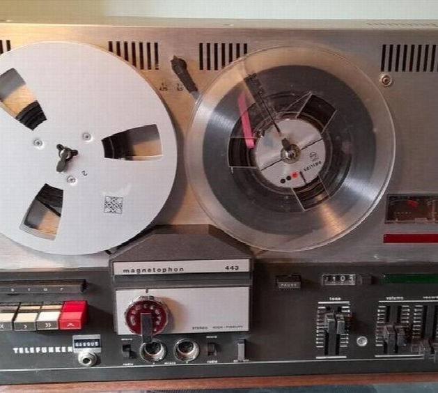 AEG/Telefunken Magnetophon M443