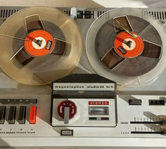 AEG/Telefunken Studio 22