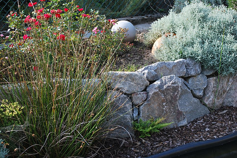 _Trockenmauer Bruchsteine Granit