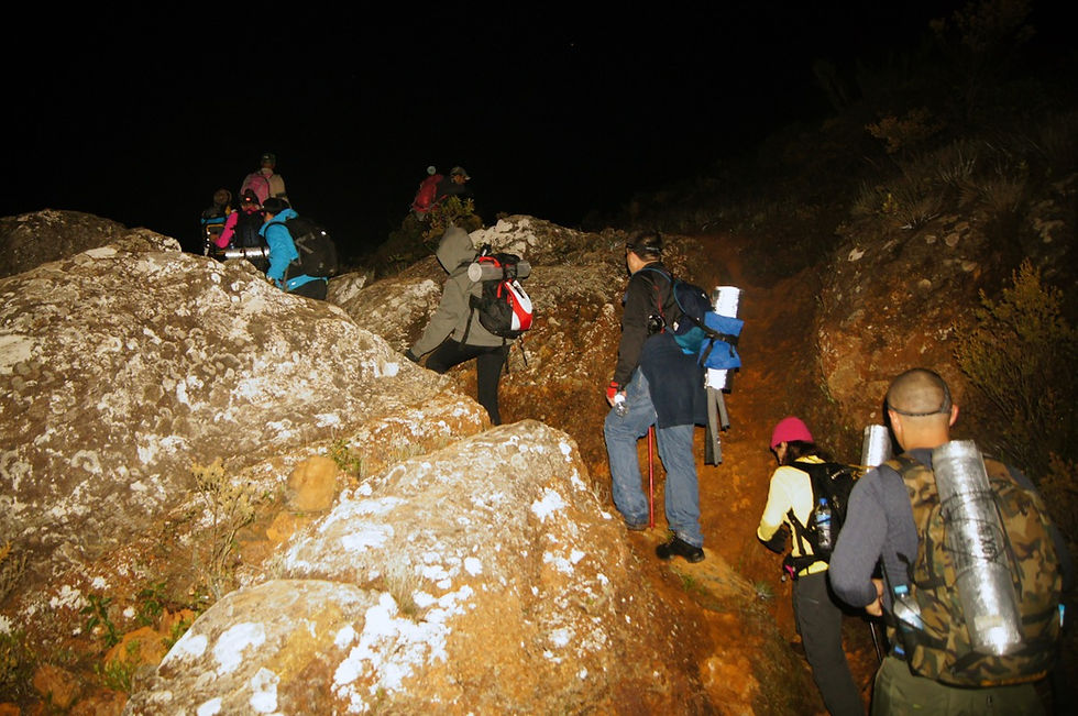 Miniatura: Caminhada noturna de ataque ao Pico da Bandeira
