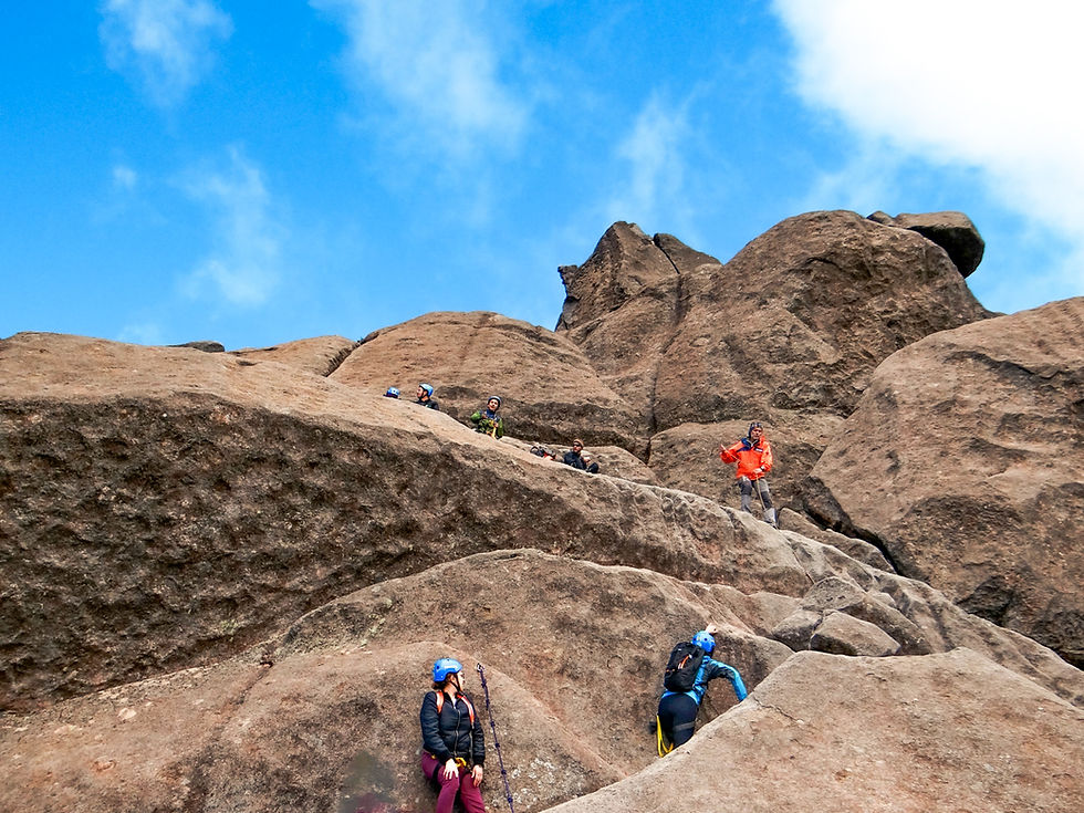 Miniatura: PICO DAS AGULHAS NEGRAS