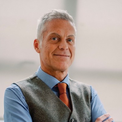 Writer: Bruce McMillan