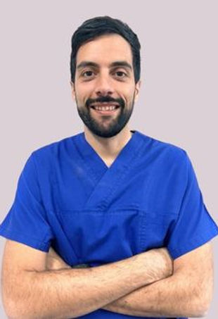 ll Dott. Marco Nisi ha conseguito la laurea in Odontoiatria e protesi dentaria all’Università di Pisa.

Ha conseguito il master di II livello in patologia e medicina orale e successivamente il perfezionamento in medicina orale avanzata nel 2020.

Ricercatore Universitario nel settore malattie odontostomatologiche dal 2018. È autore di oltre di 110 pubblicazioni scientifiche su riviste nazionali e internazionali, con originali contributi nei settori della chirurgia e della patologia orale con particolare attenzione all’osteonecrosi delle ossa mascellari da farmaci.

Socio attivo della società italiana di patologia e medicina orale e della società Italiana di chirurgia odontostomatologica. 