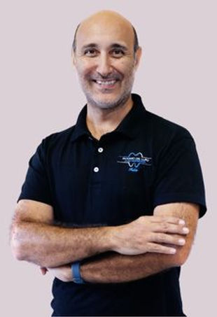 Protesi e Fotografia. Collabora con noi dal 2014.