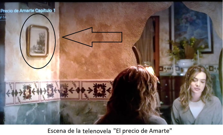 En la pared se observa un marco de esquinas redondas en esta telenovela
