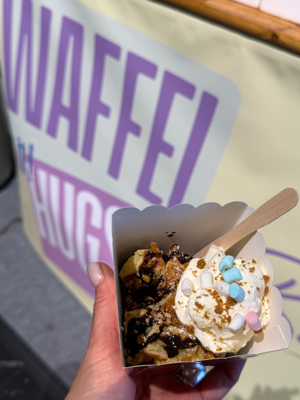 Waffel in a Cup bei Bullicious Events auf der ISPO Messe München Catering