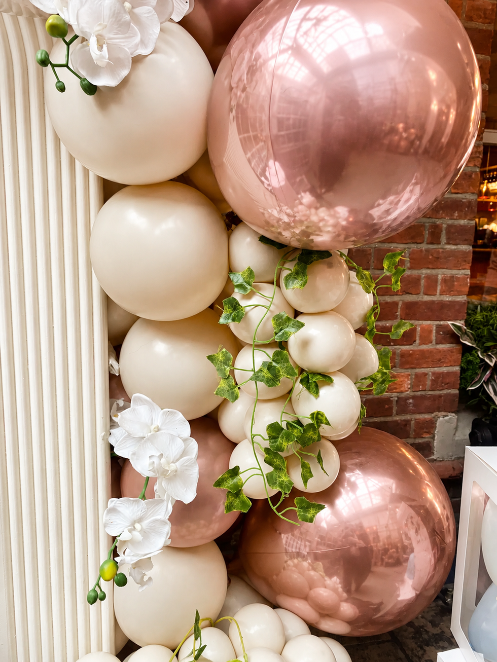Full Round Balloon Arch with Sailboard product image 2