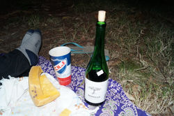 Noite fria, Lua Cheia, Vino y queso