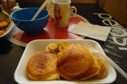 Desayuno Panquecas con banana y miel