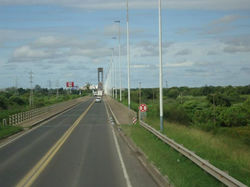 Por el camio - La puente entre Resistência a Corrientes - Argentina