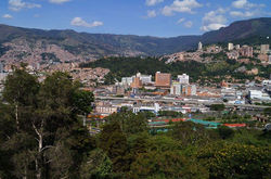 Facebook - Una mirada de Medellin desde el cerro Nutibara
Pueblito Paisa
Medel