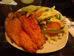 Cena- Trucha del Titicaca y ensalada