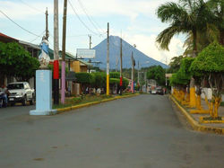 Volcan Concepción al fondo