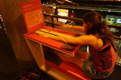 Facebook - Parque Explora - Sala de Física
Medellin - Colombia