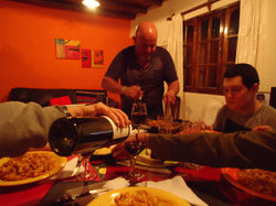 Fidel casero, Carne al tugo y Vino