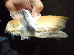 Pan con jamon y queso
