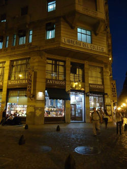 En la noche... por las calles...