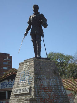 Monumento a Juan Garay