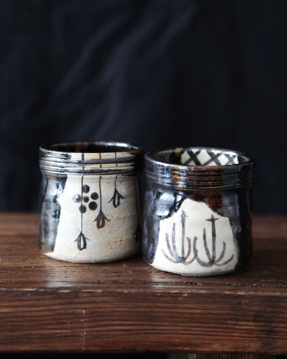 Thumbnail: Black Oribe Yunomi