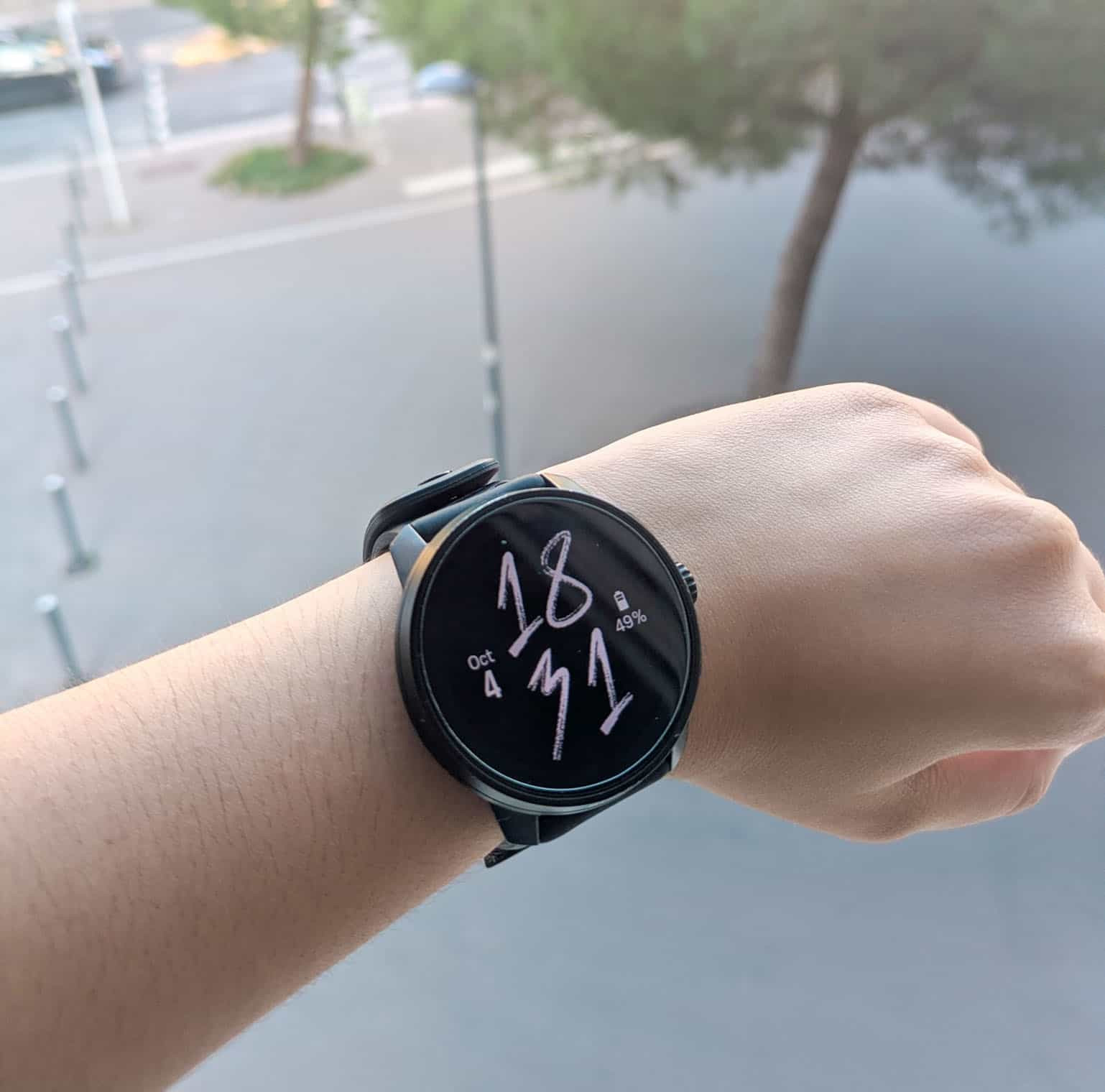 Best hiking smartwatch for women: Suunto Race S review