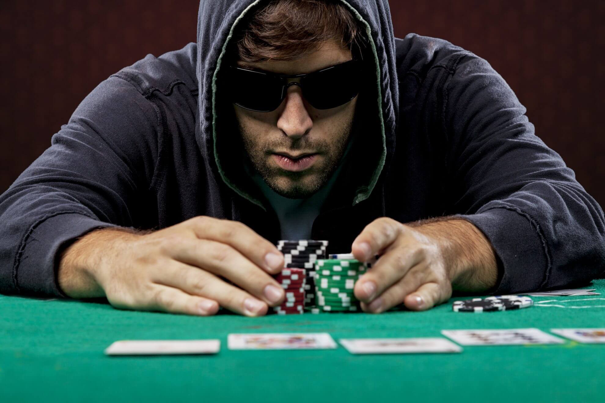 Manfaat Dan Keuntungan Main Poker