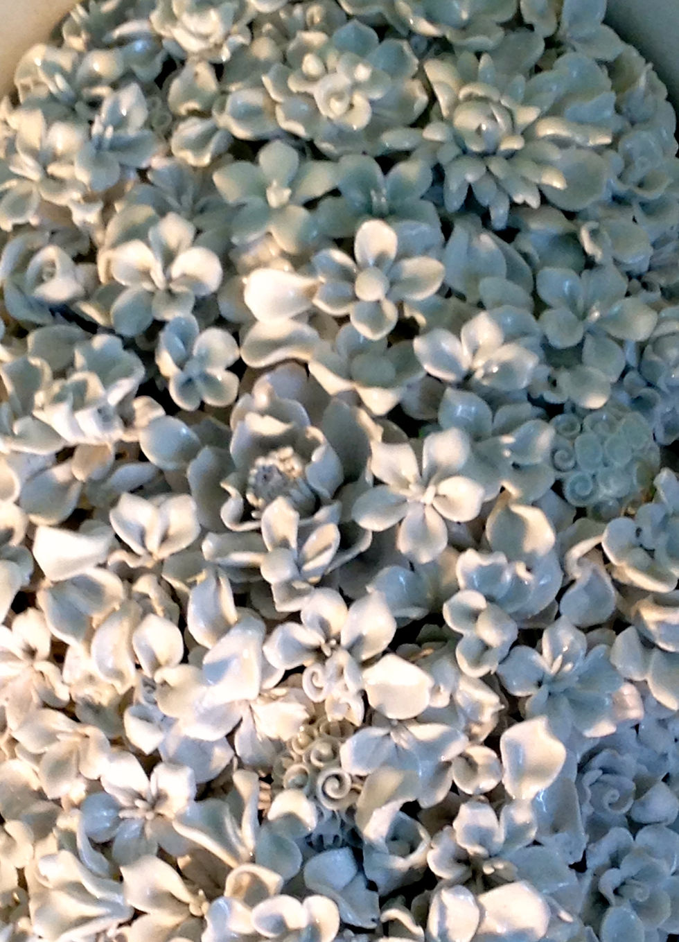 The toilet flowers, up close.