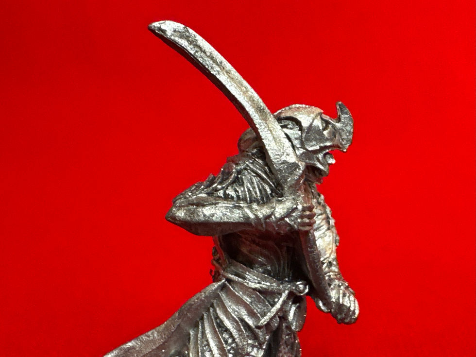 Thumbnail: Galadhrim elf with sword   Metal   (GM8)