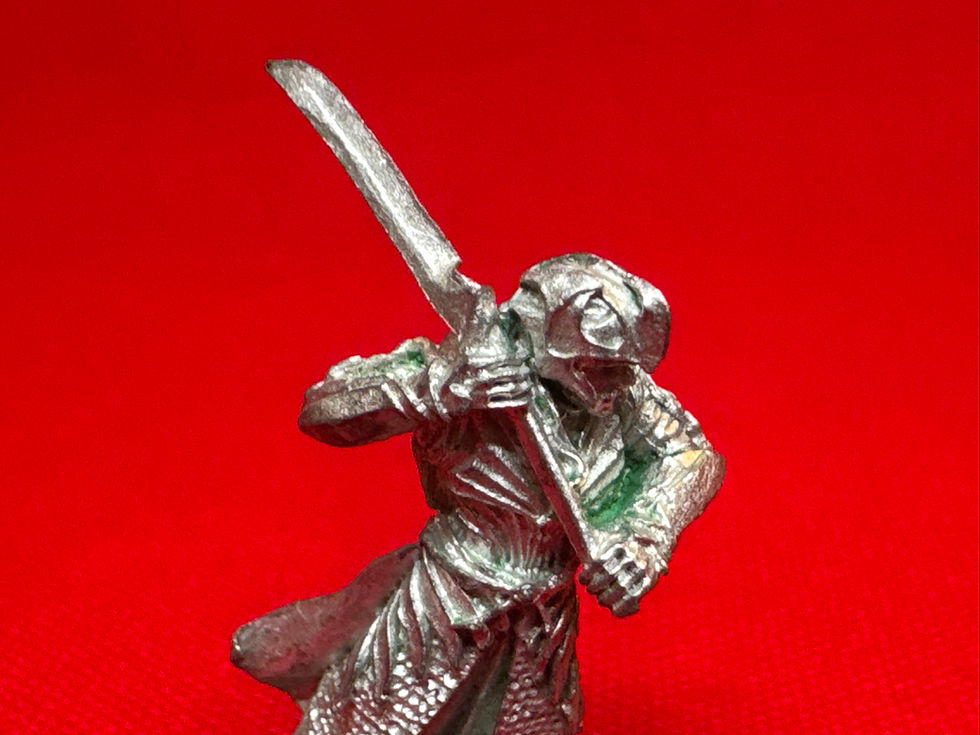 Thumbnail: Galadhrim elf with sword   Metal  (GM5)