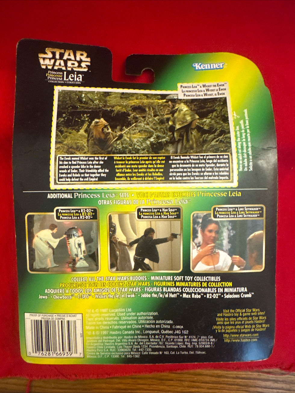 Thumbnail:  Princess Leia and wicket   Kenner collection  Hasbro inc 1997  