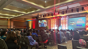 Attendees networking at the 2024 NABJ Convention in Chicago, preparing for NABJ’s 50th anniversary in Cleveland, 2025