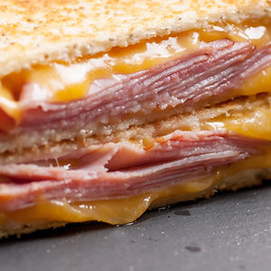 HAM AND CHEESE -SANDWICH