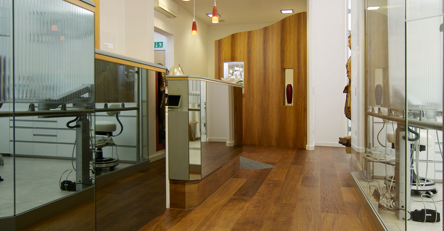 Worg Parkett, München, Referenz, Parkett München, Bodenleger München, Holzterrasse München, Parkett schleifen München, Parkettleger München, Parkettboden München, Parkettreparatur München, Parkett München Ausstellung, Holzboden München, Scheucher Parkett, Listone Giordano