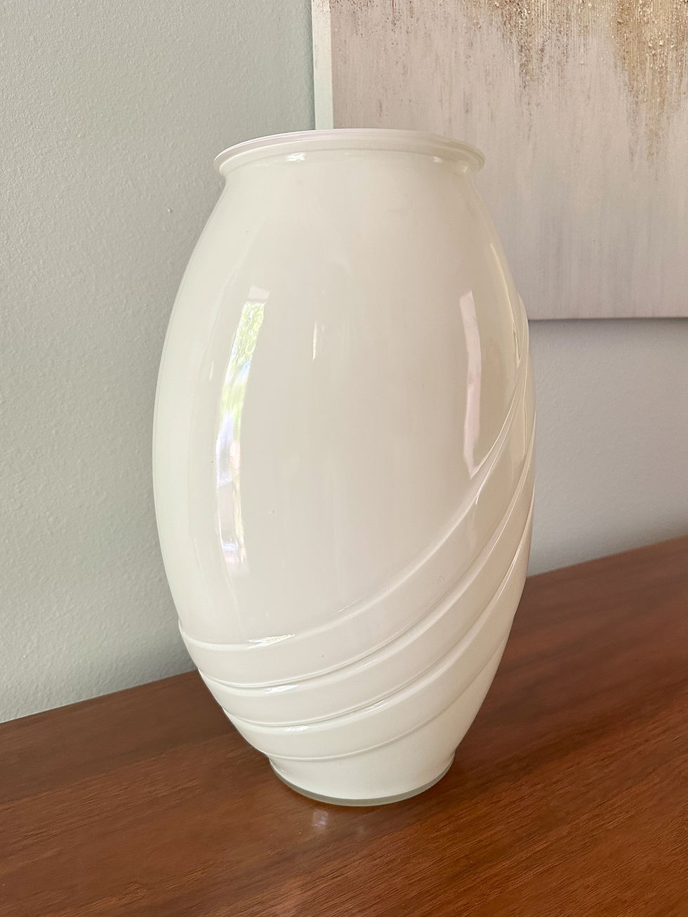 Thumbnail: 80's Post -Modern White Ribbon Vase