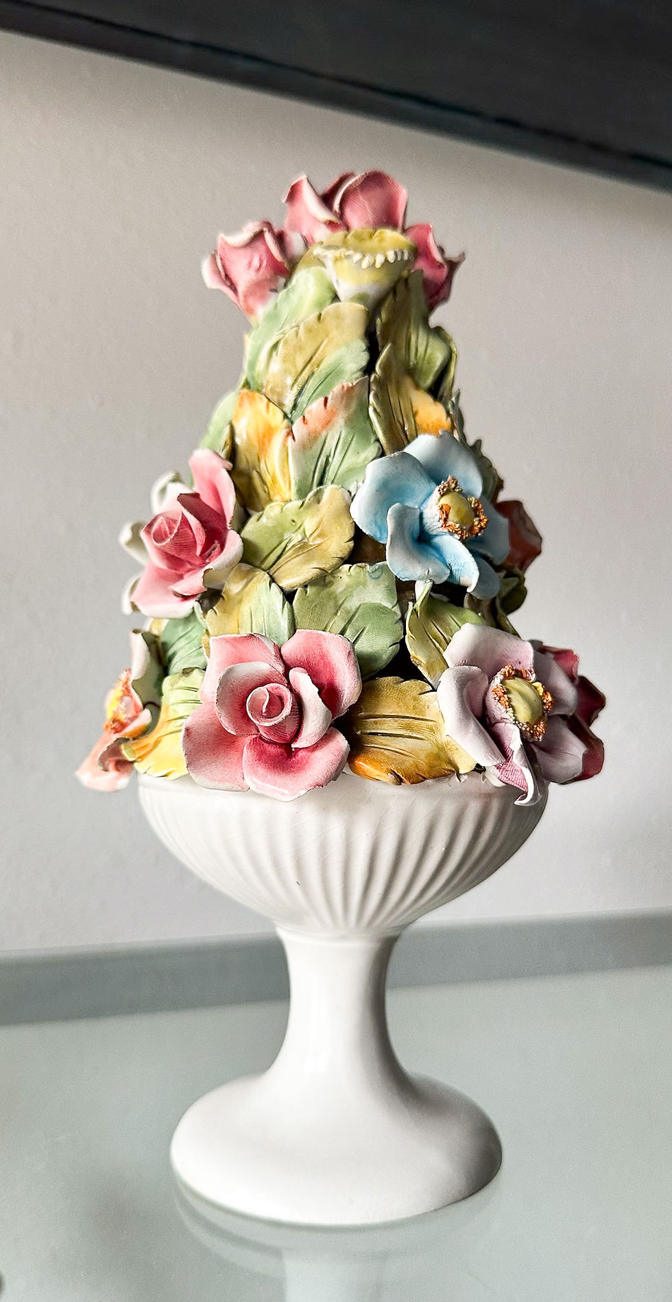 Thumbnail: Vintage Capodimonte Topiary