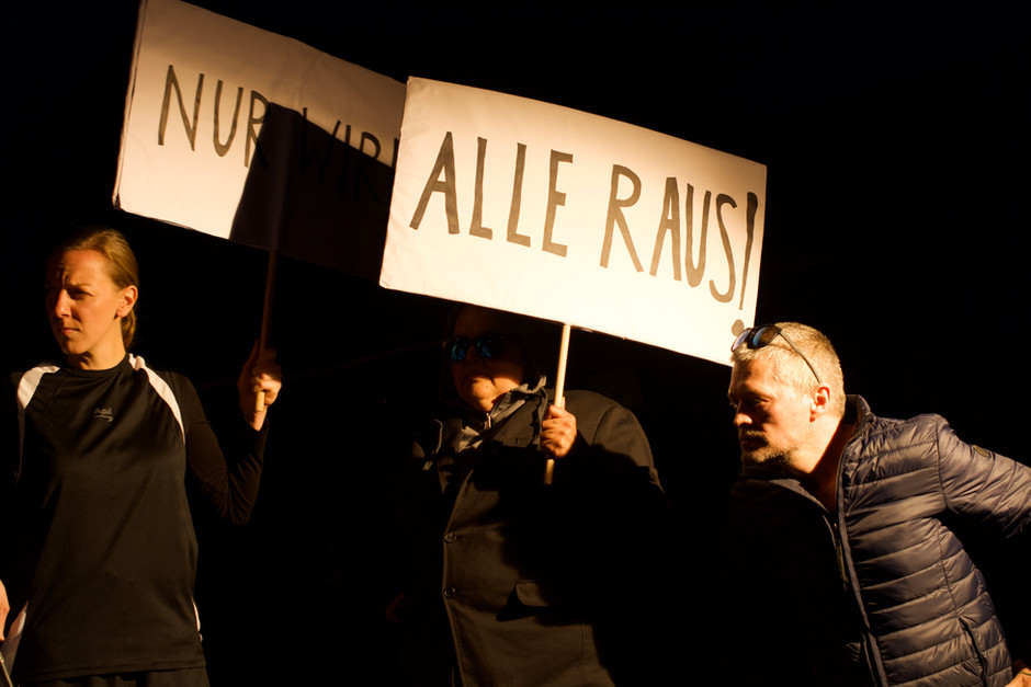 Sitzmenschen D 031.jpeg