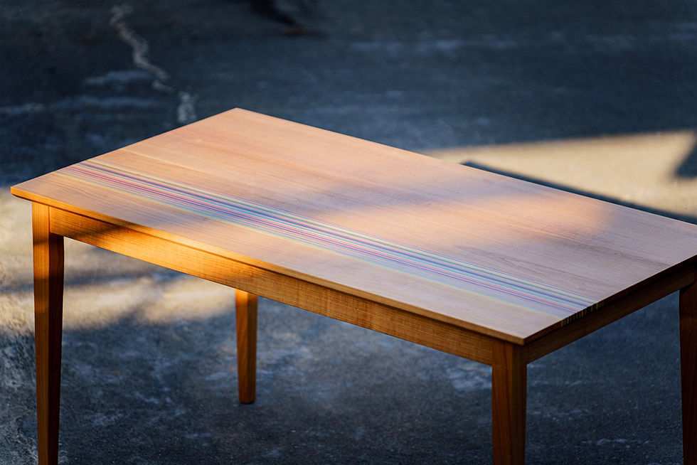 Miniaturbild: Table Izzy