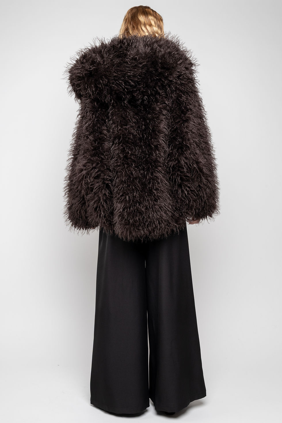 Miniatura: Faux fur s kapucí