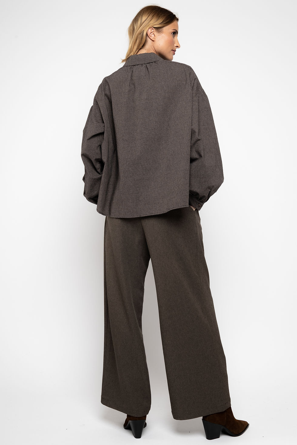 Miniatura: Černobílá kostkovaná košile s balónovými rukávy