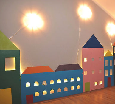 Spielezimmer mit Kletterwand