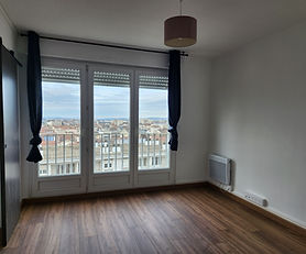 APPARTEMENT ENTIEREMENT RENOVE 