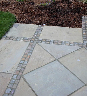 Edge detail within paving